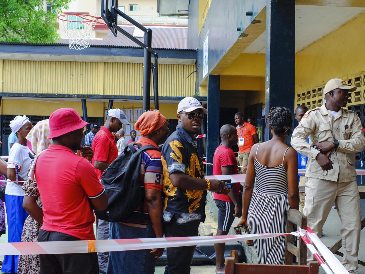 Présidentielle au Liberia: les appels au calme se multiplient avant l’annonce des résultats