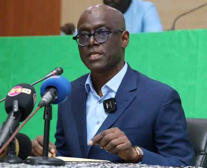 Thierno Alassane Sall :  » Macky Sall et son gang de putschistes se retrouvent isolés comme jamais »